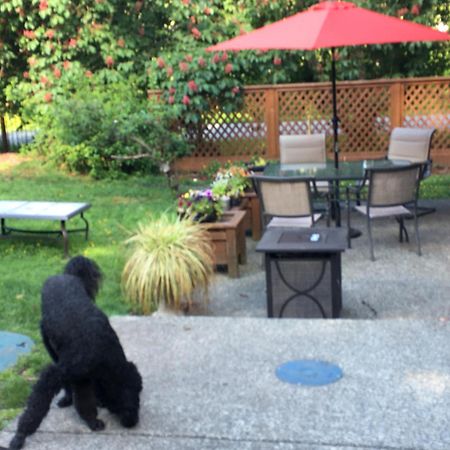 Coles Bay Vacation Retreat Villa North Saanich Eksteriør billede